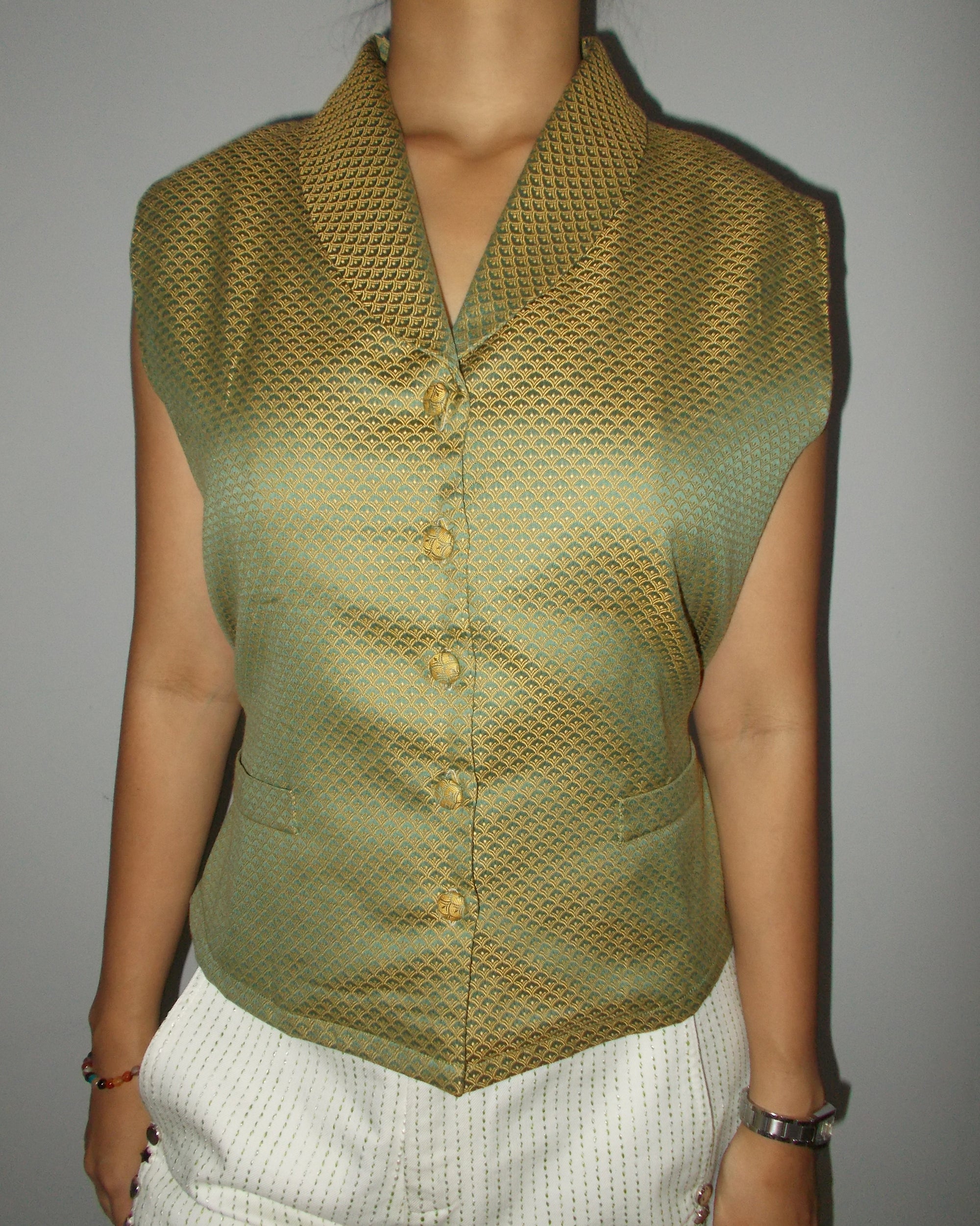 Corry Sleeveless Blouse