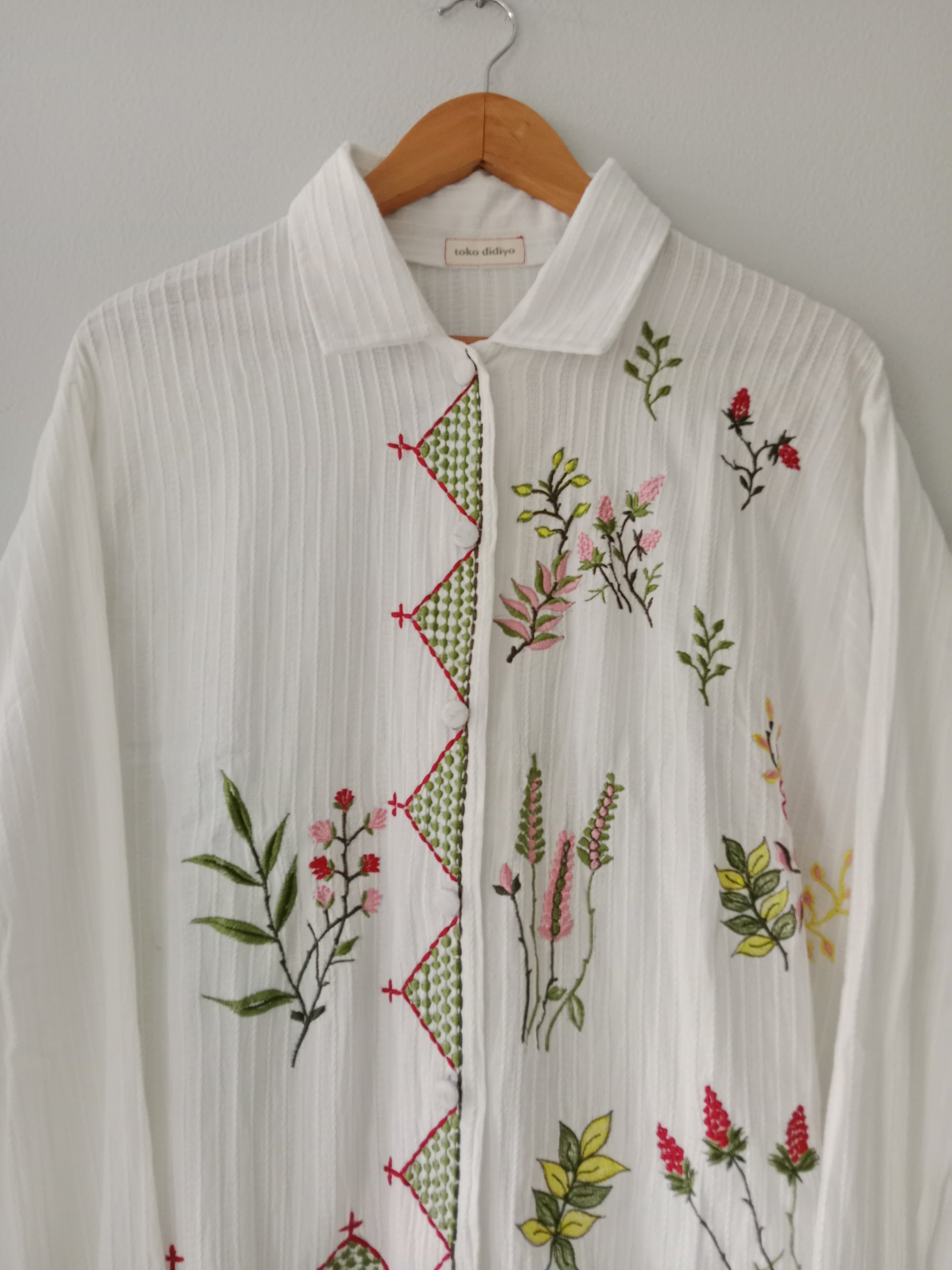 Ashley Embroidery Longsleeve Shirt
