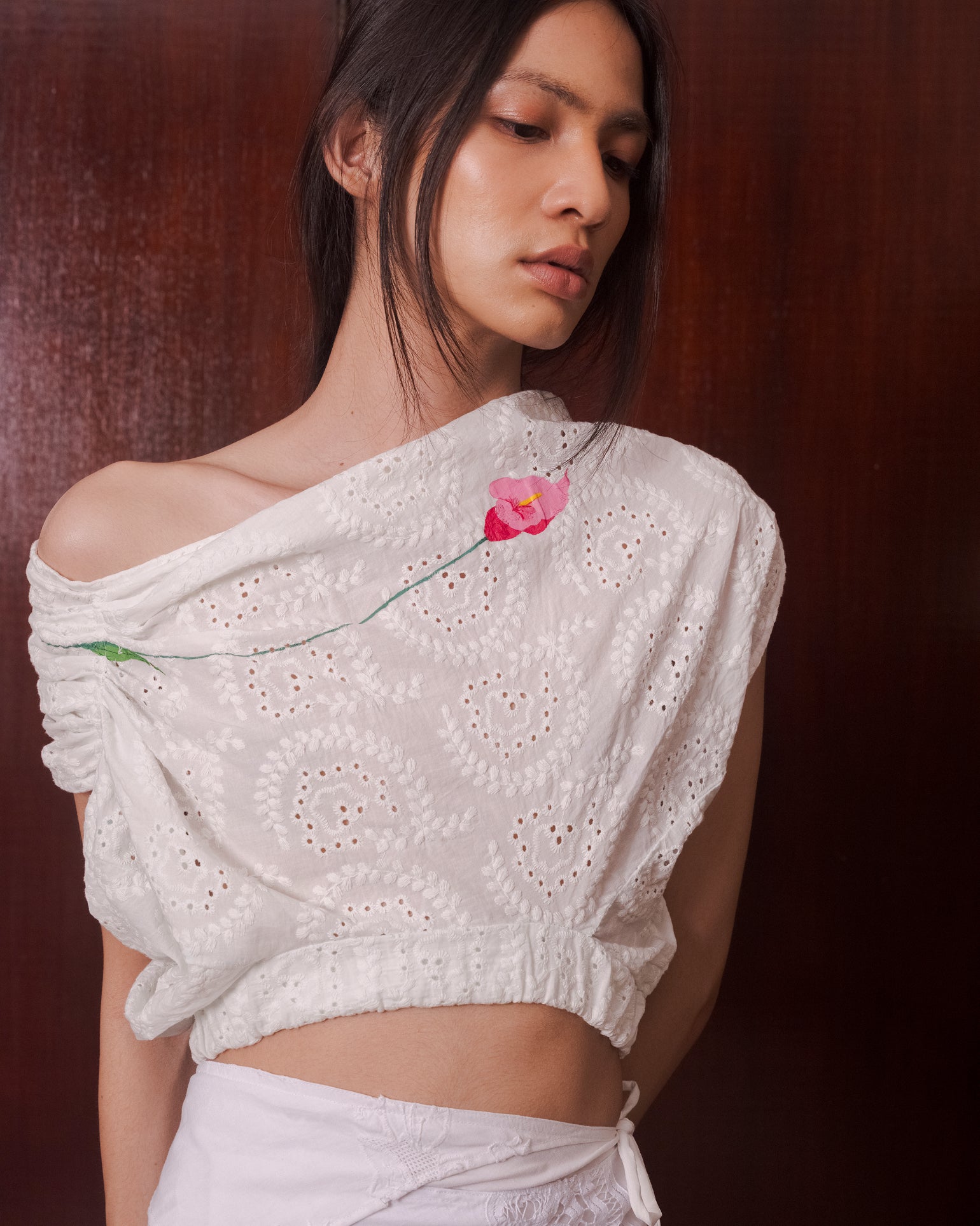 PAINTEDOFFBLOUSE01