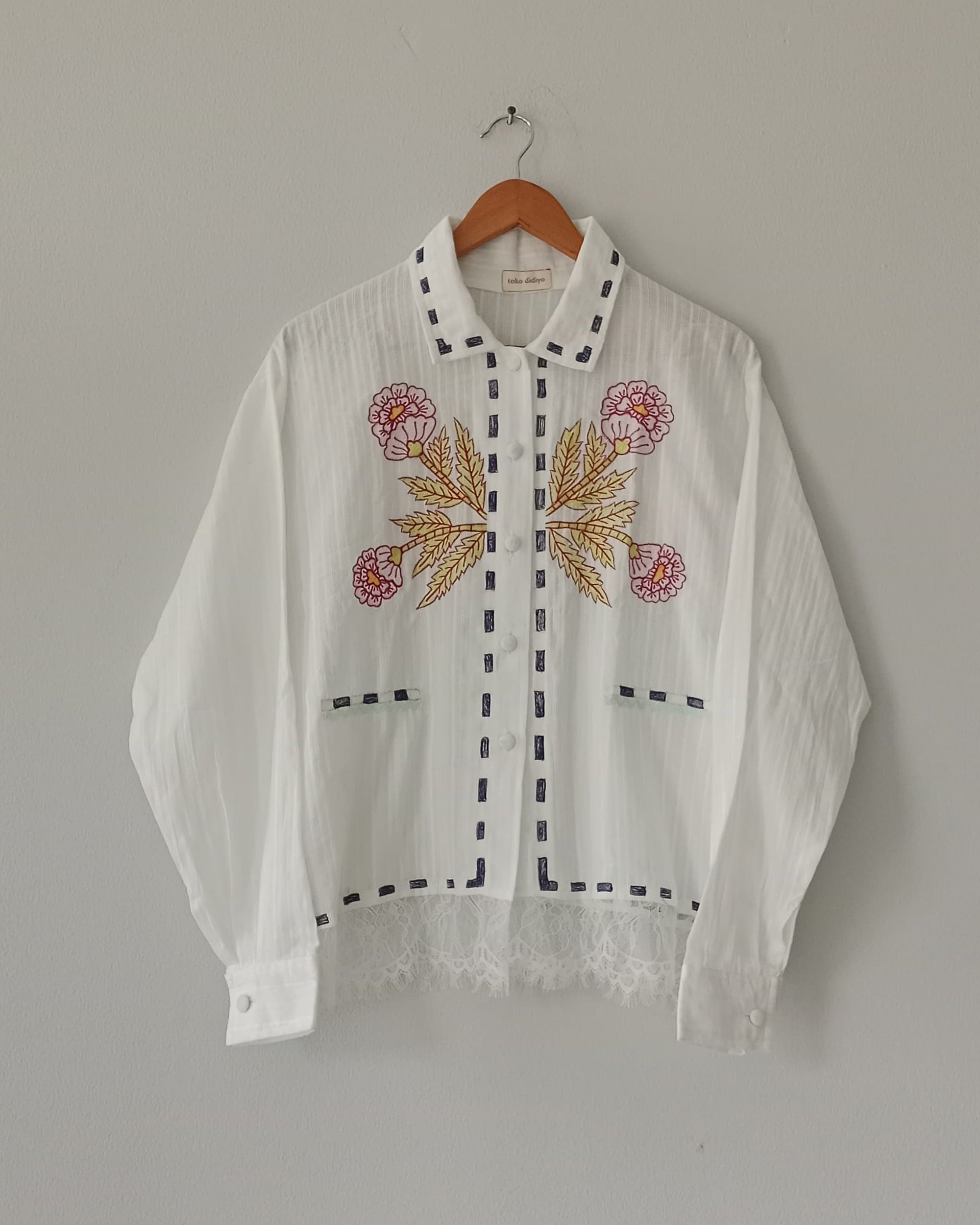 Sofiya Embroidery Longsleeve Shirt