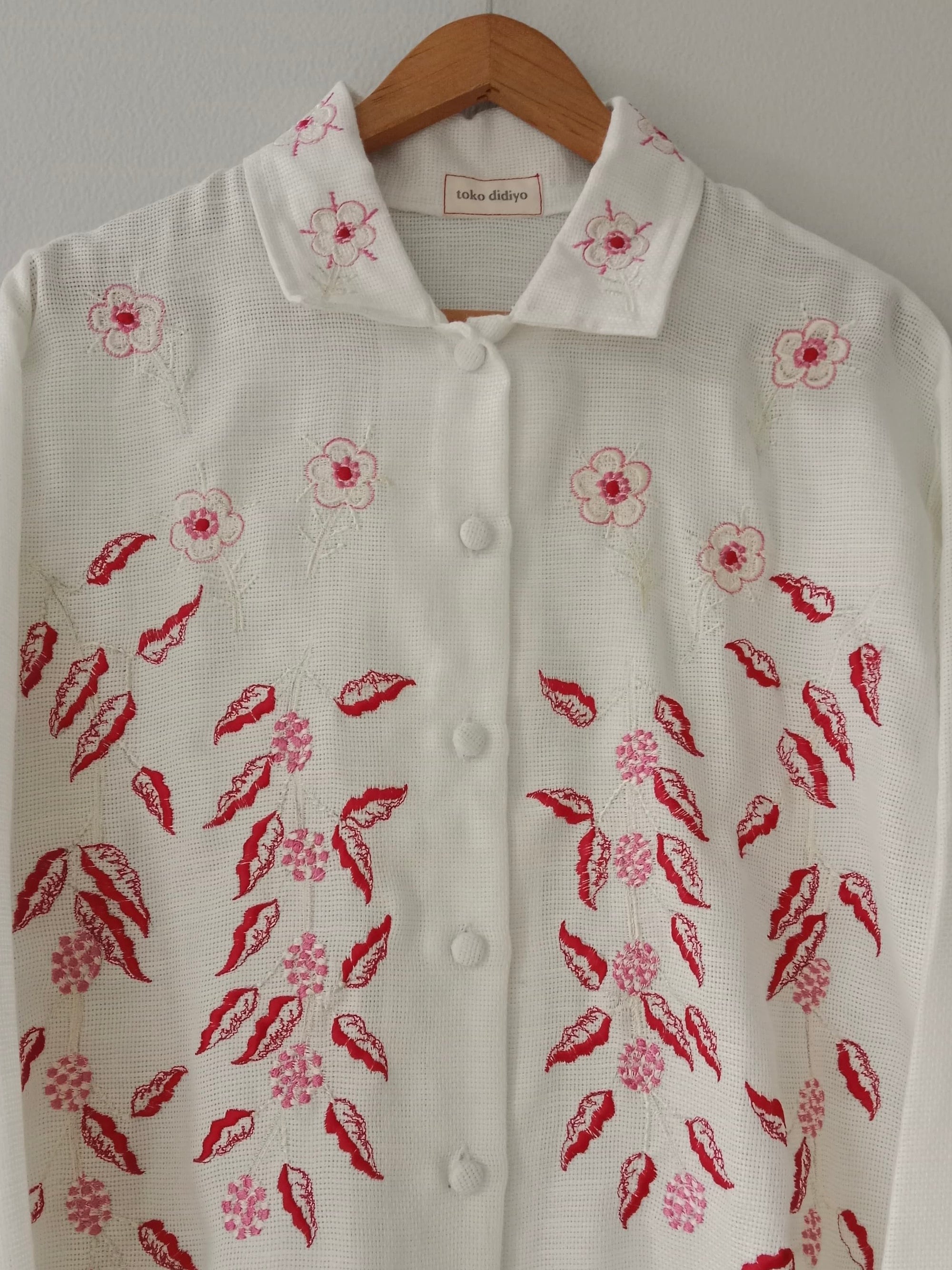 Tianna Embroidery Longsleeve Shirt