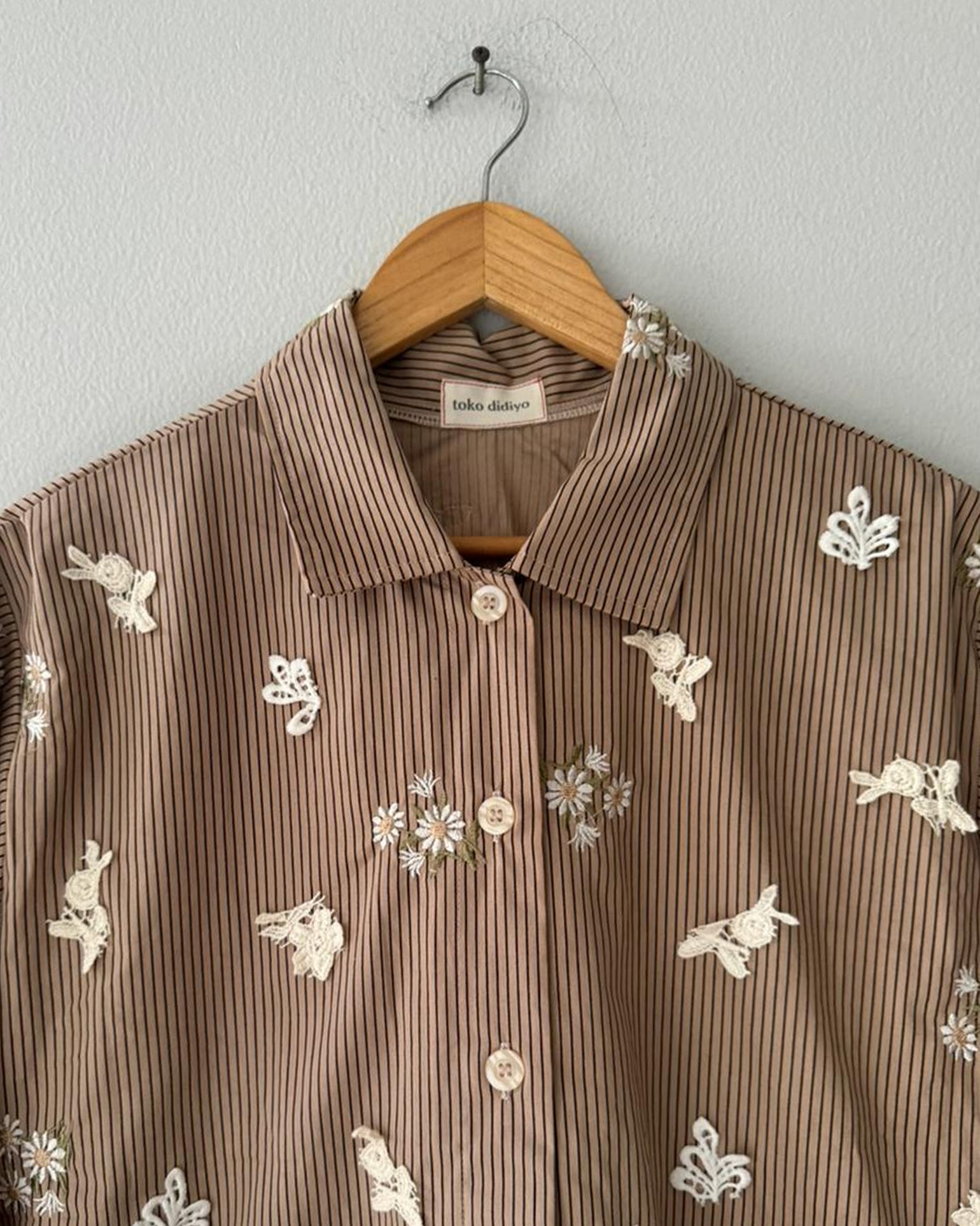 Benji Embroidery Longsleeve Shirt