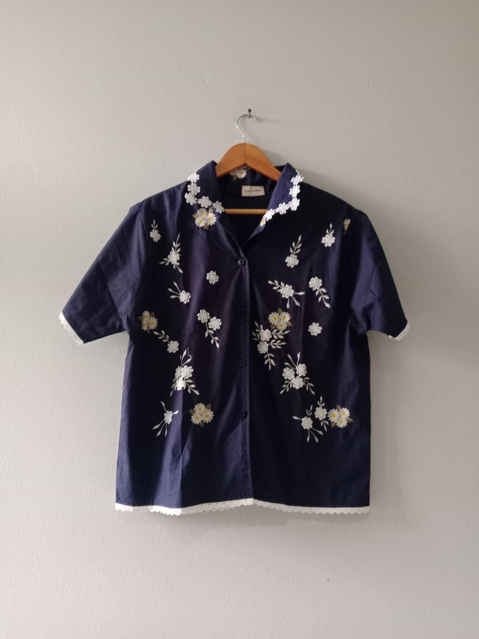 Cruella Embroidery Shirt