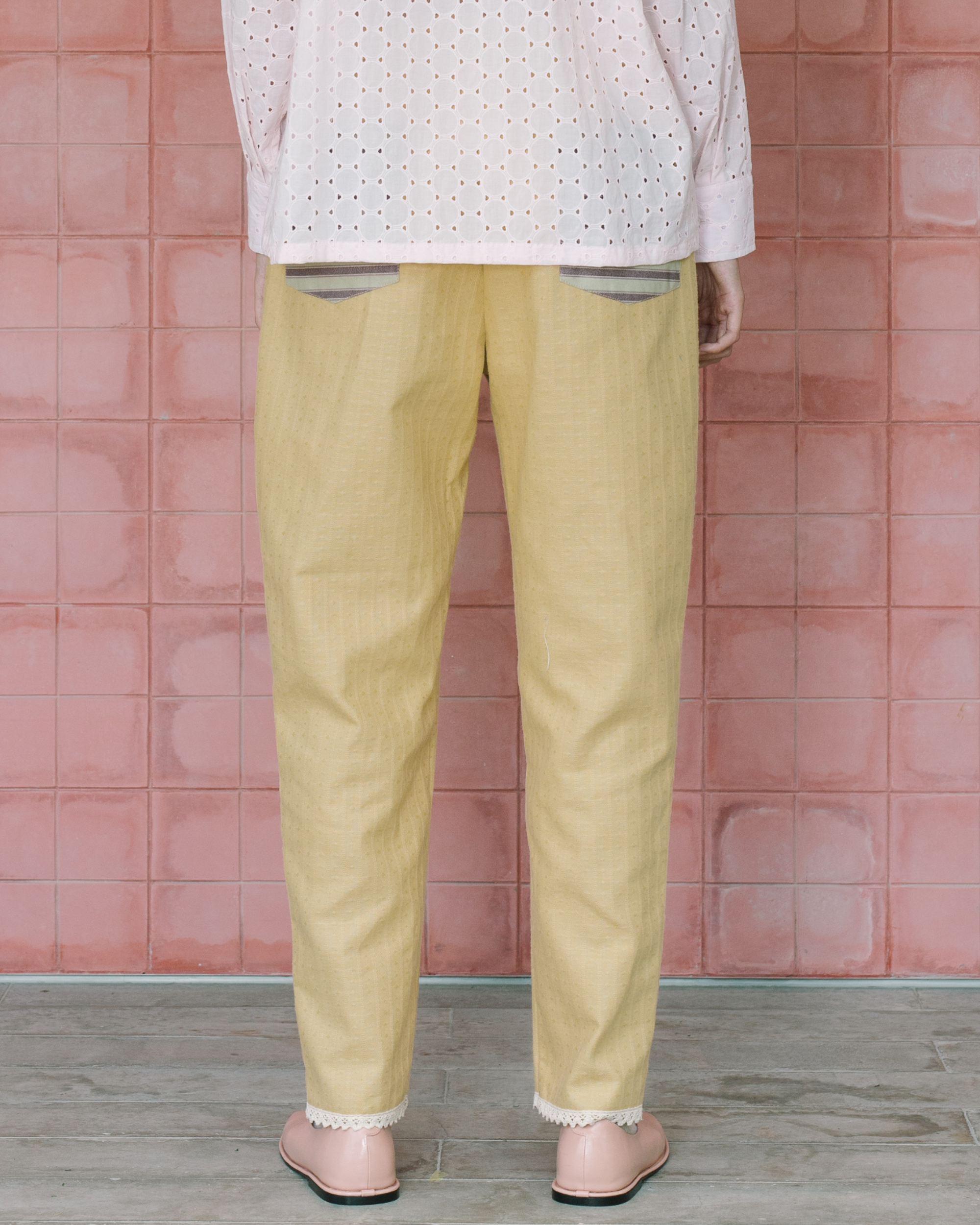 Image of Gertie Pants, a cozy pants made from linen with a distinct fabric for the pockets.