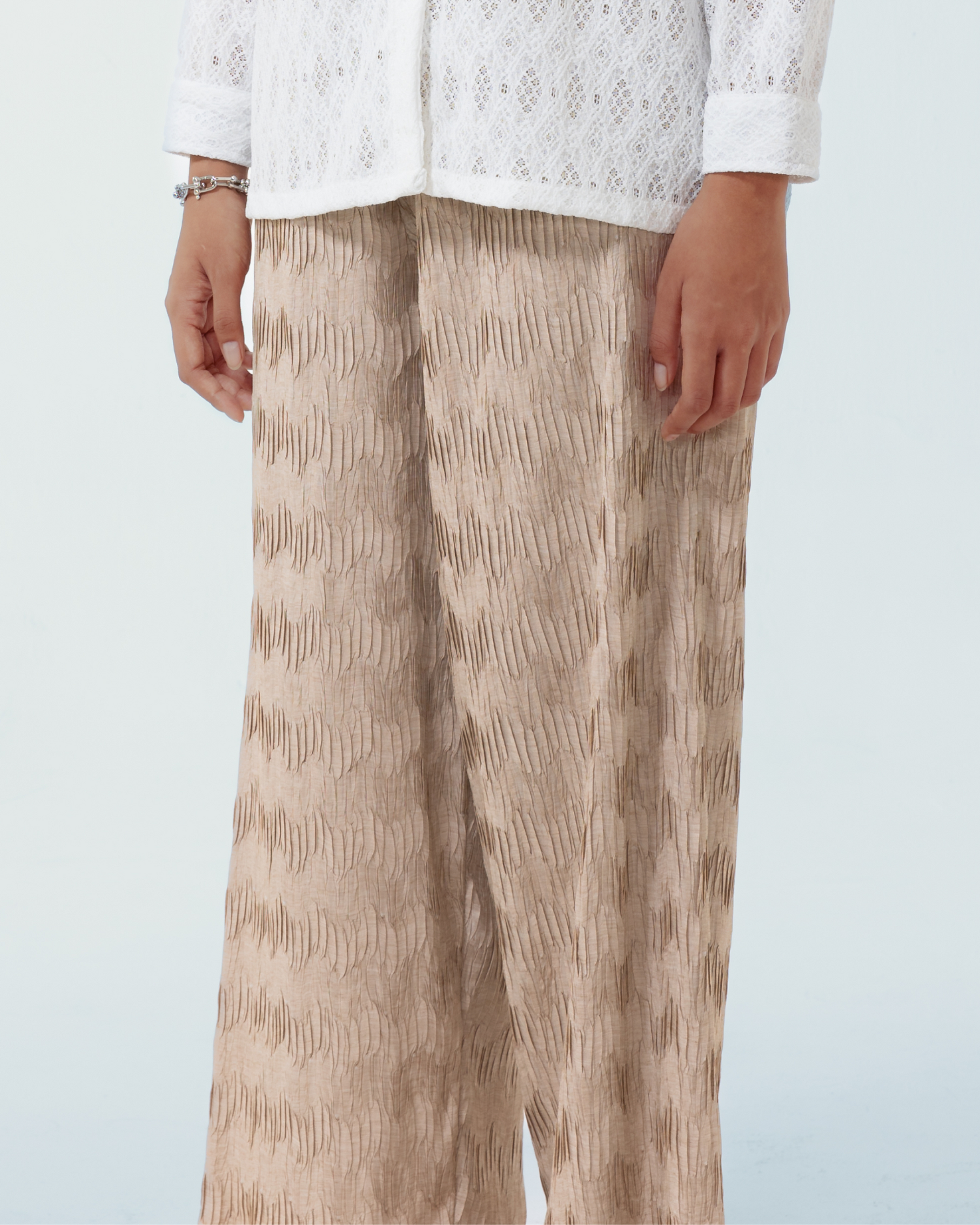 Image of Luis Pants Brown, a wide-leg pants made from pleated cotton.