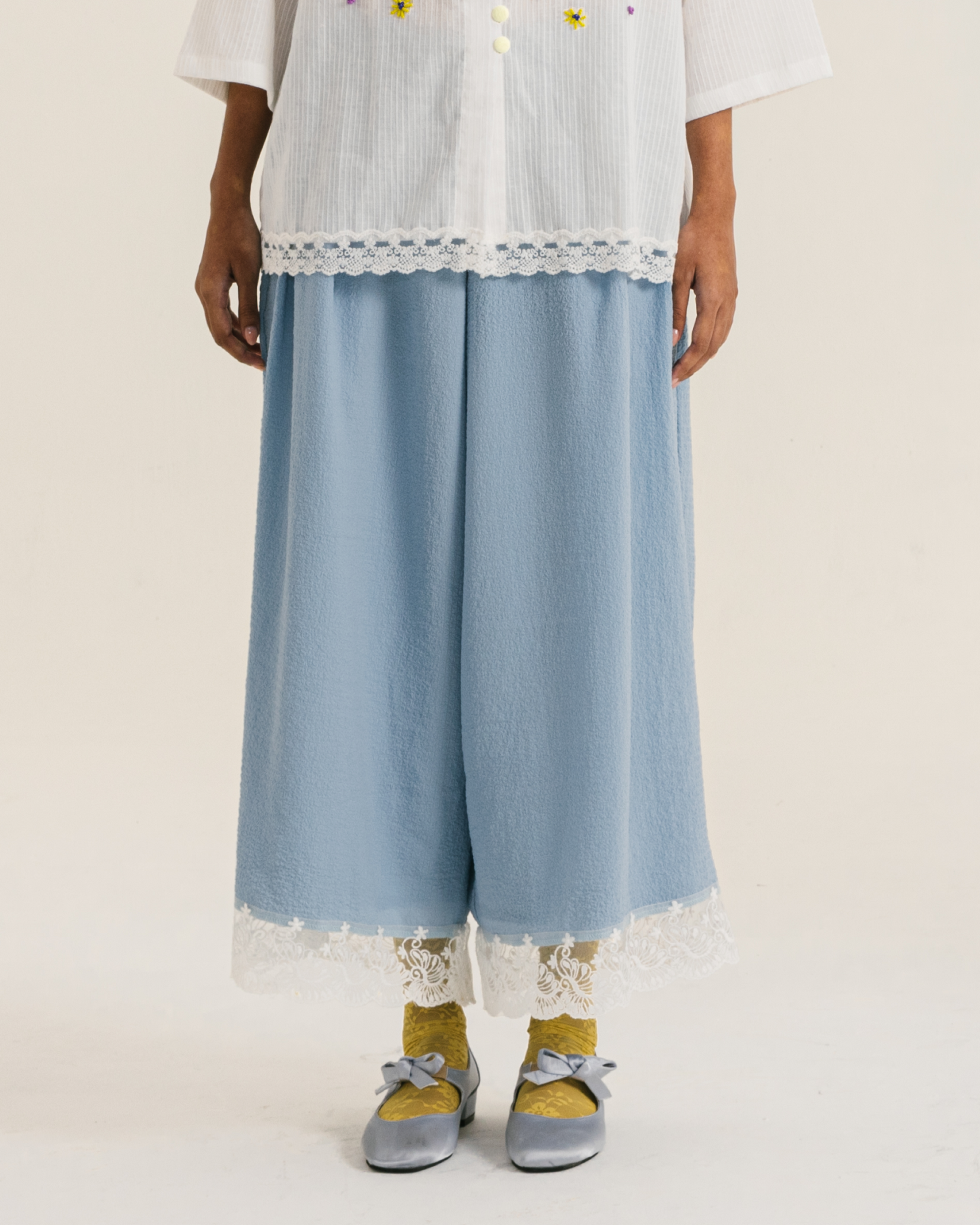 Image of Wisteria Pants Blue, a relaxed wide-leg pants made from cotton with a balloon-like sillhouette. 